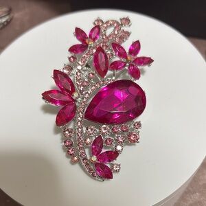 Elegant Pink Floral Brooch